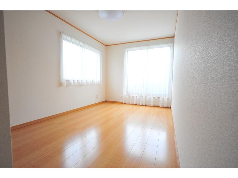 Non-living room. A Building room