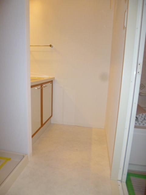 Wash basin, toilet. Wash room of calm atmosphere