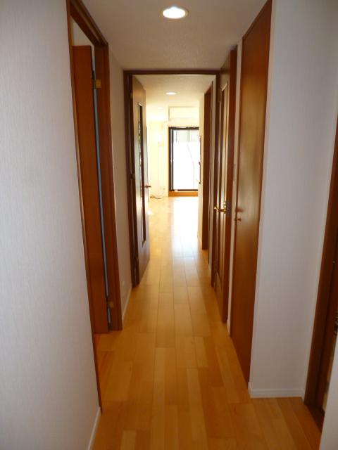 Entrance. Interior of interior renovation completed