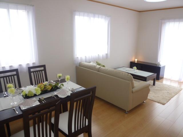 Living. A Building Day is also good.