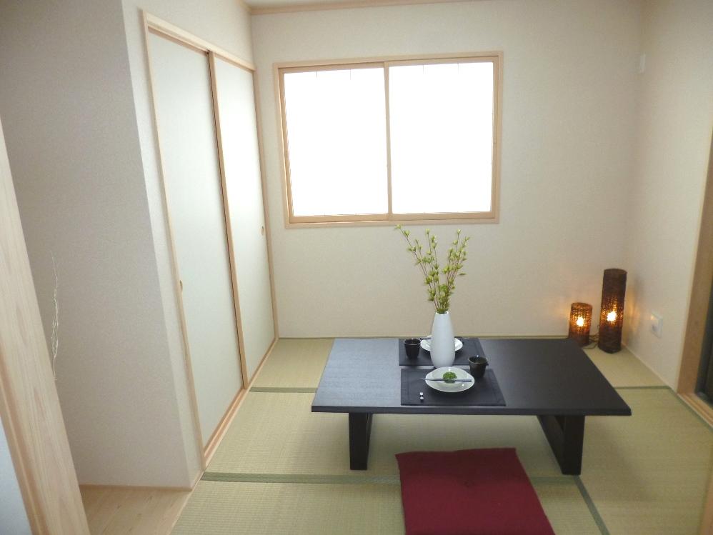 Non-living room. Japanese style room