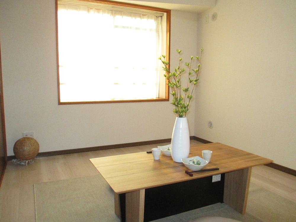 Non-living room. Indoor (11 May 2013) Shooting