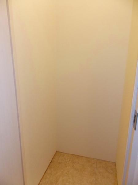 Receipt. Installing a high shoes in cloak of storage capacity at the door Golf bag also can be stored