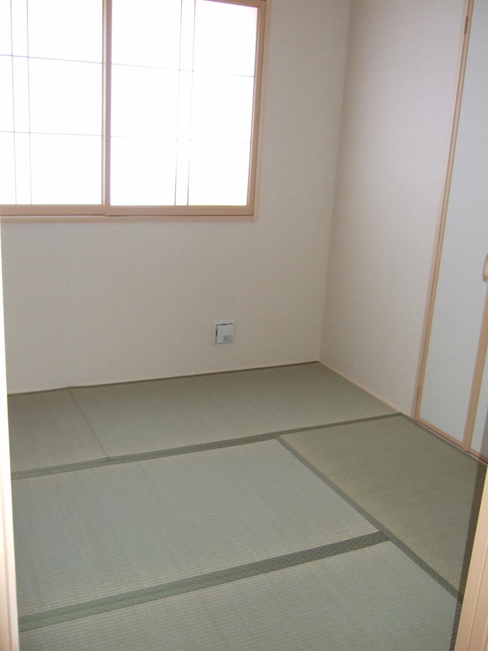 Non-living room. 1st floor Japanese-style room