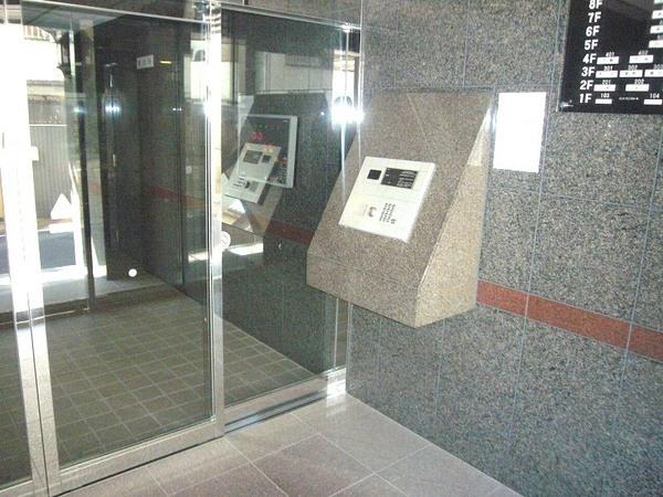 Entrance. Auto-lock system adopted!