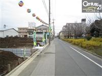 Local photos, including front road. Local (December 23, 2012) Shooting