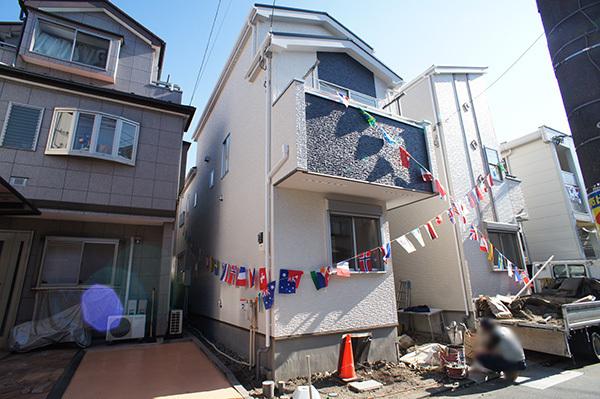 Local appearance photo. Carefree child-rearing in a quiet residential area (1 Building)
