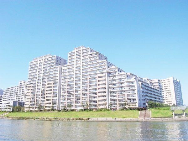 Other. Pet breeding Allowed