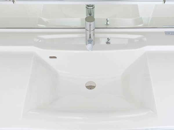 Bathing-wash room.  [counter ・ Bowl-integrated] Integrated seamless in vanities and counter basin bowl. Design is also beautifully clean easy.