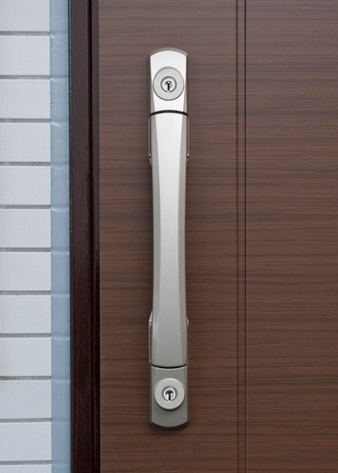 Security.  [Double lock and push-pull door] Entrance door and double locks were installed keyhole in two places, To improve the security of the house. Also, To the entrance door, It has adopted a push-pull door that can be easily opened and closed the door.