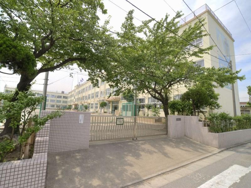 Primary school. 100m to the east, Kurihara elementary school