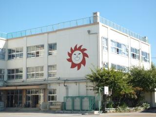Primary school. Diplomatic elementary school