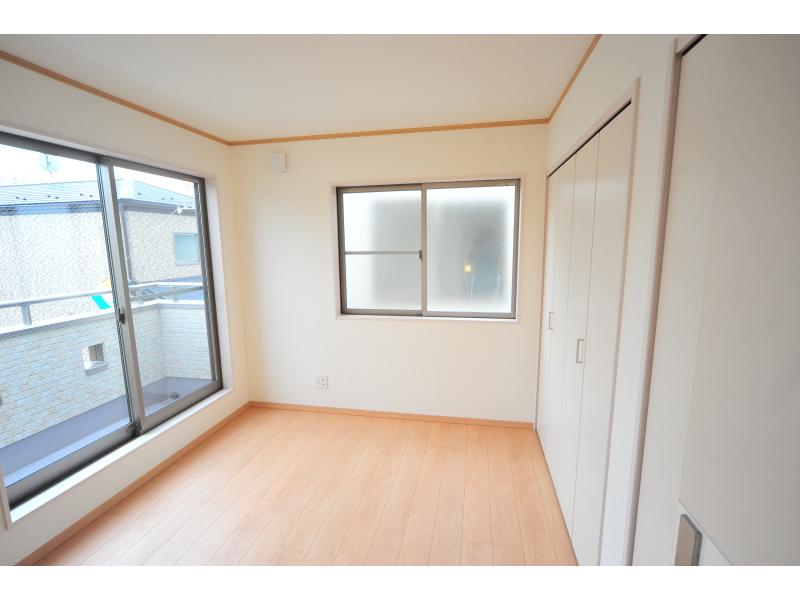 Non-living room. Building 3 Western style room