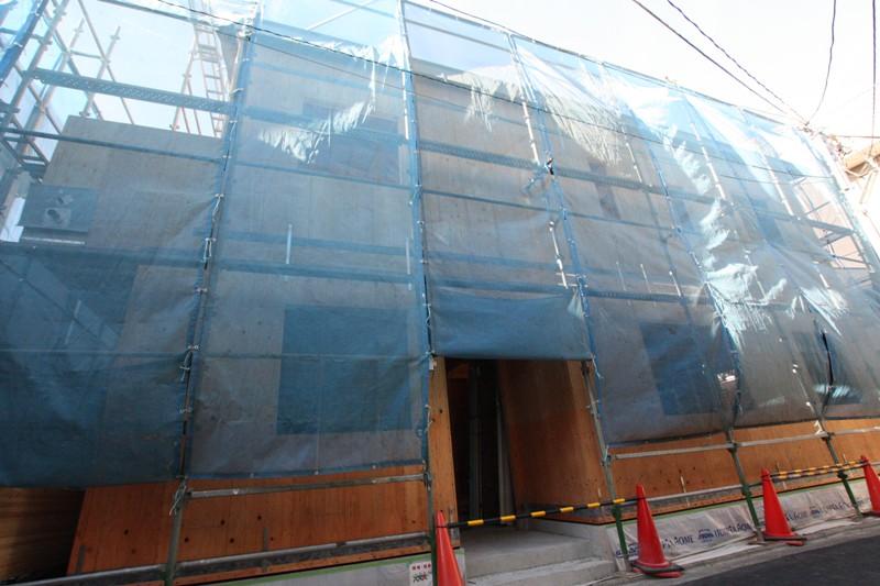 Local appearance photo. Non-contact card key