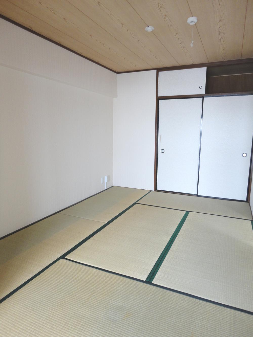 Non-living room. Indoor (September 2013) Shooting