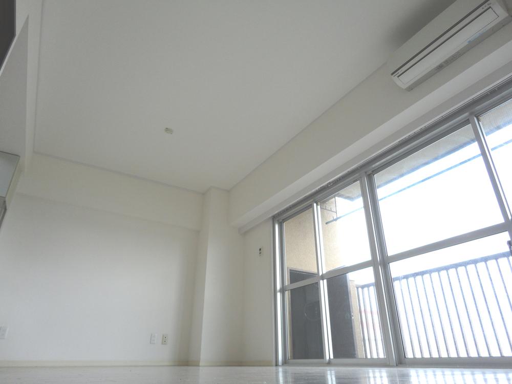 Living. Indoor (September 2013) Shooting