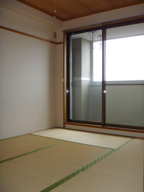 Other room space. Japanese-style room ・ Windows facing the balcony