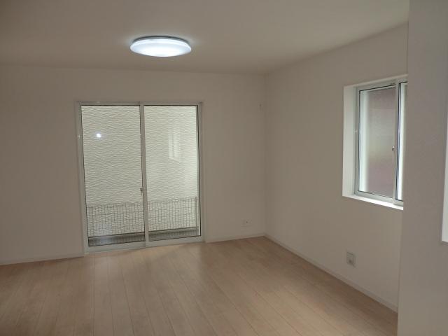 Living. Indoor (10 May 2013) Shooting