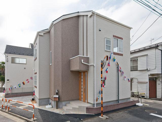 Local appearance photo. It is possible your visit at any time, so we have to complete Local (10 May 2013) Shooting