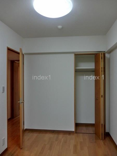 Non-living room. Also housed in each room equipped with