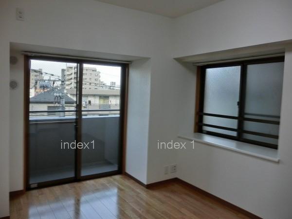 Non-living room. Two-sided lighting of the corner room unique ☆