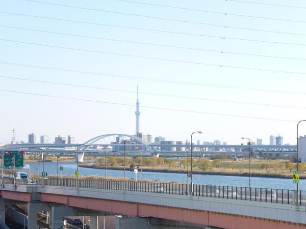 View photos from the dwelling unit. East direction of the view from the balcony. Arakawa ・ You views of the Tokyo Sky Tree!