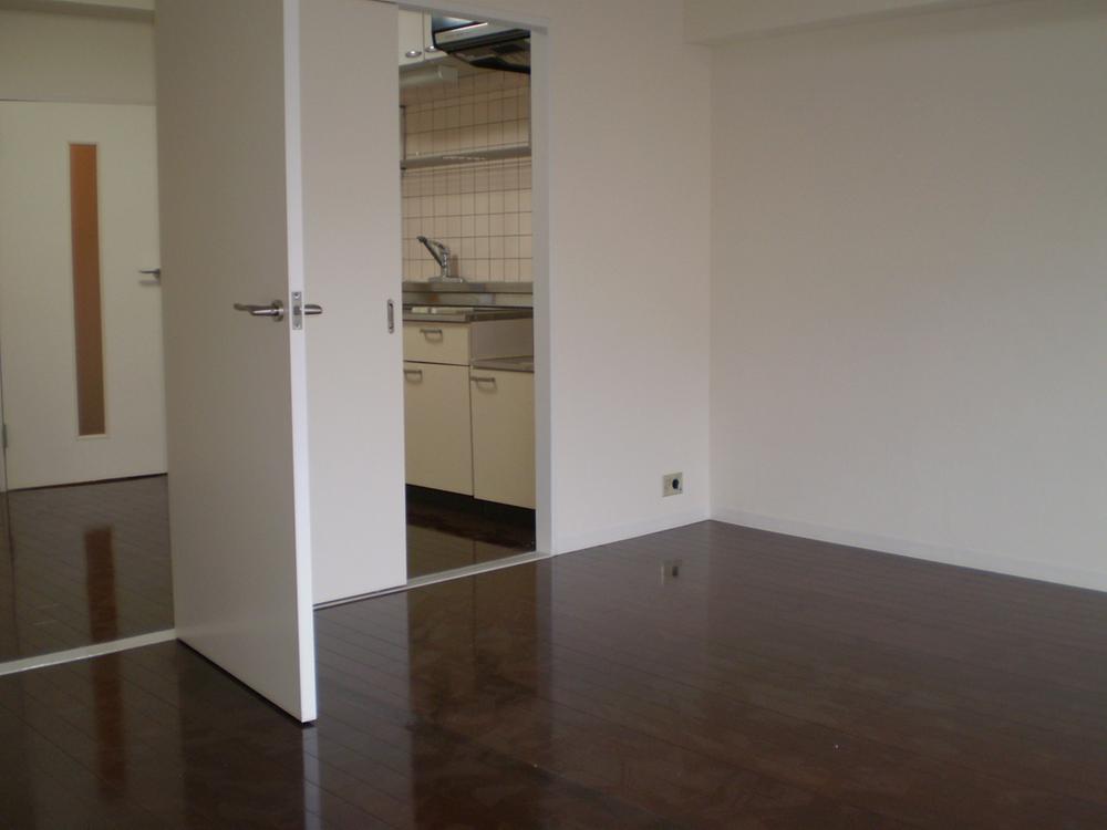 Living. Indoor (10 May 2013) Shooting