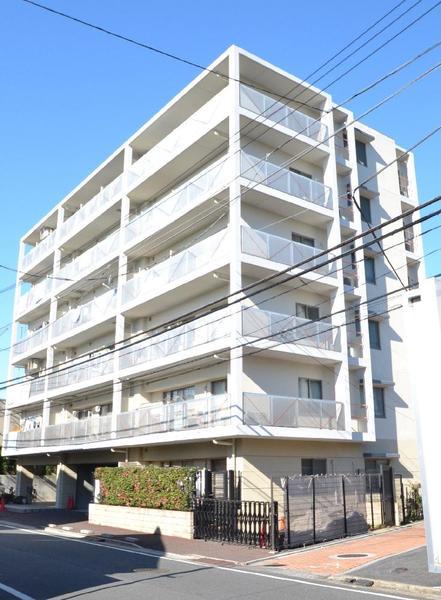 Local appearance photo