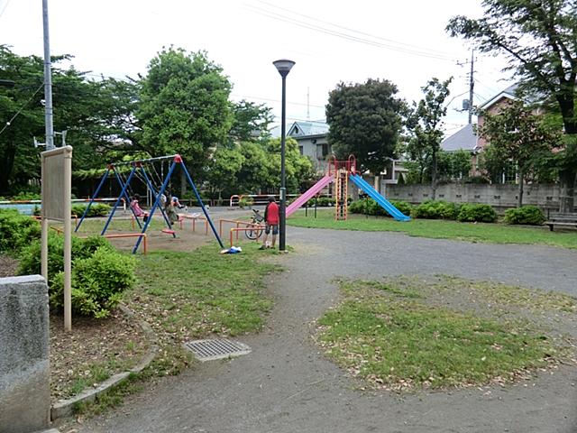 park. 180m to Suwa tree first park