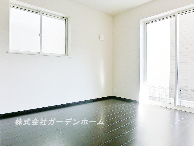 Model house photo. In Western-style calm atmosphere, You can enjoy one free time !! (model house)