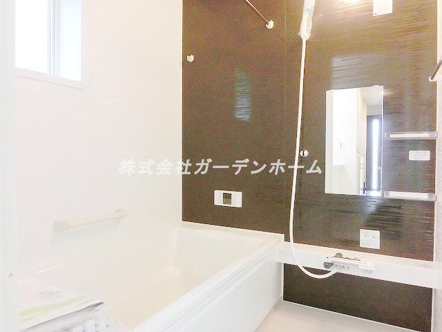 Model house photo. Mind in spacious 1 pyeong of bathroom and body refresh !! (model house)