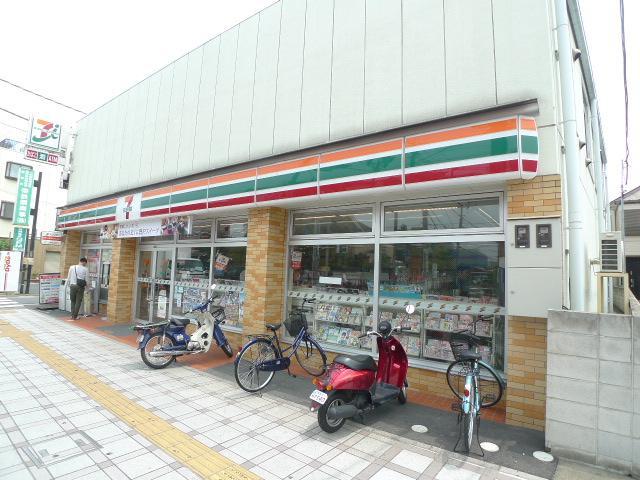 Convenience store. Seven-Eleven Adachi Umejima 2-chome up (convenience store) 532m