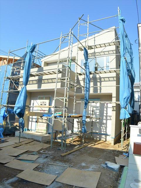 Local appearance photo. Good per sun