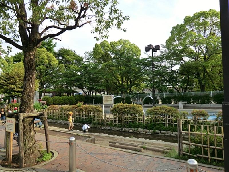 park. 380m until Gotannno community park