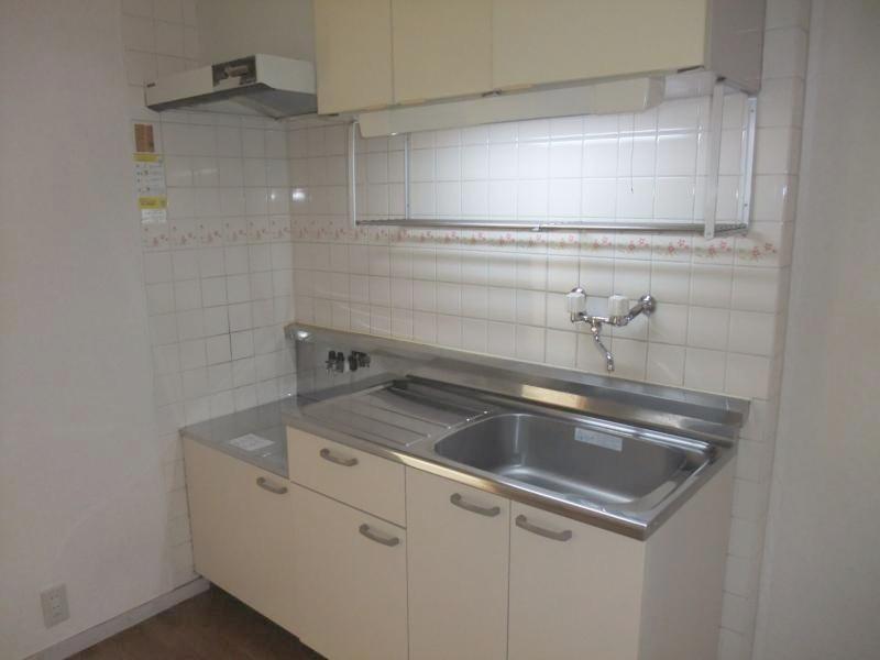 Kitchen. Two-burner gas stove installation Allowed