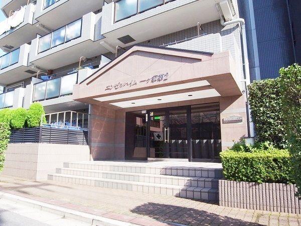 Local appearance photo