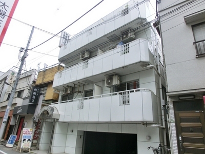 Building appearance. Kita-Senju Station 3-minute walk! Pets is a breeding possible apartment!