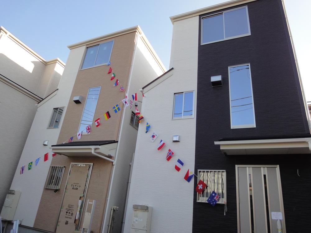 Local appearance photo. Was building complete site (November 2013) Shooting