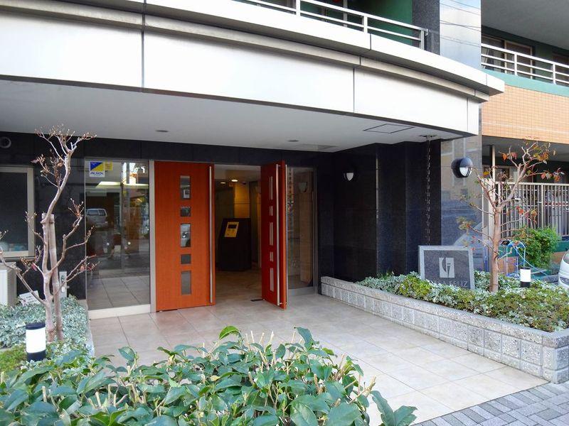 Local appearance photo