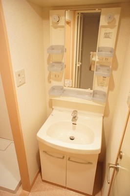 Washroom.  ※ reference Photo of another room Wash basin