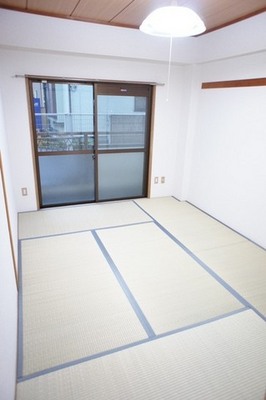 Living and room.  ※ reference Photo of another room 6-mat Japanese-style room With lighting