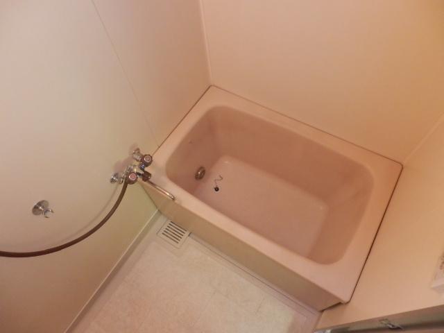 Bath. Add-fired function with bus (another in Room photo)