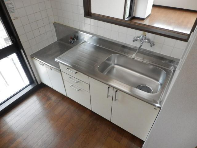 Kitchen. Two-burner gas stove installation Allowed (another in Room photo)