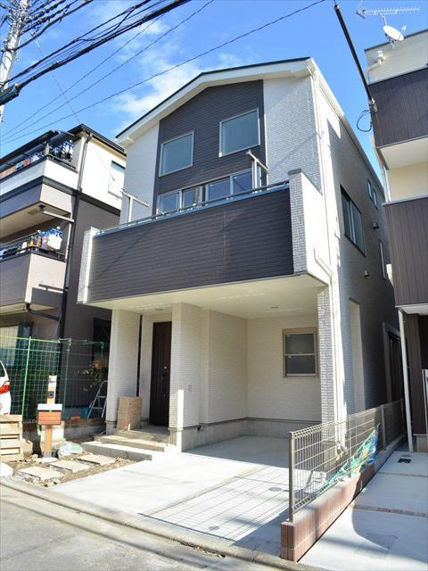 Local appearance photo. Umejima Station 14 mins With garage