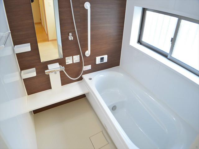 Bathroom. Heal the fatigue of the day