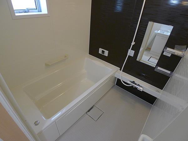 Bathroom. Indoor (September 2013) Shooting