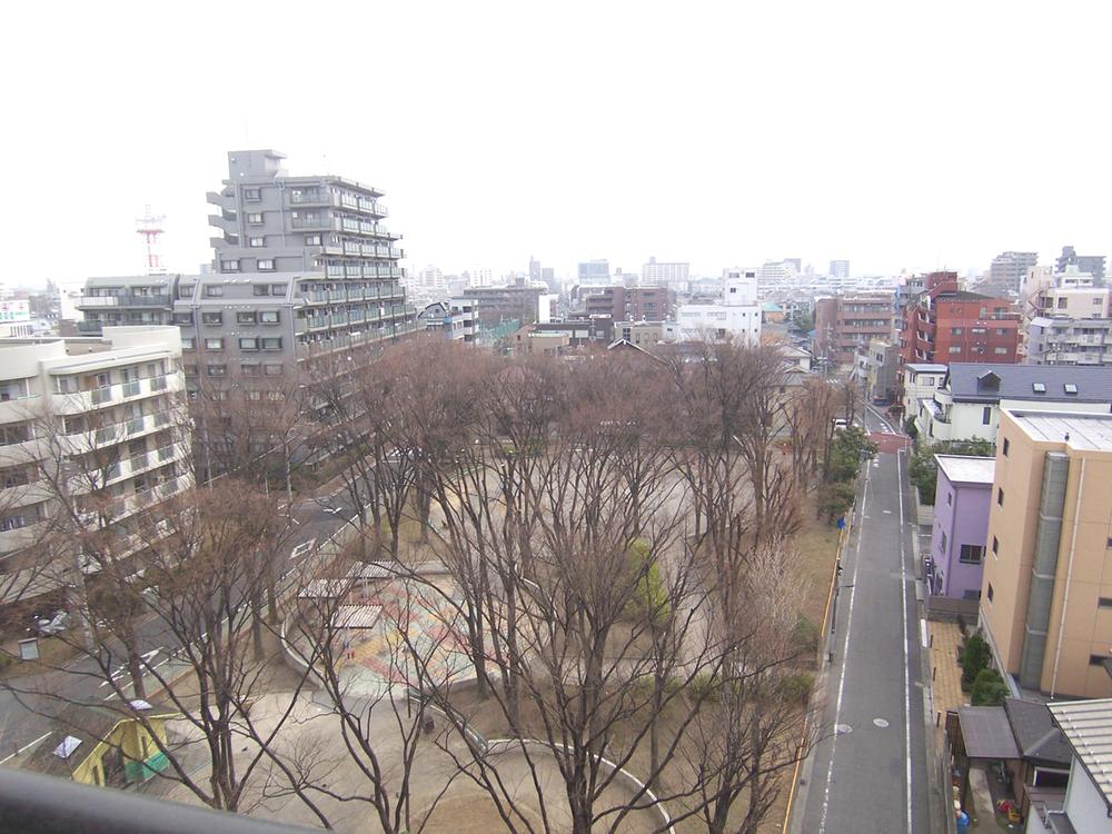 View photos from the dwelling unit. View from local (March 2013) Shooting