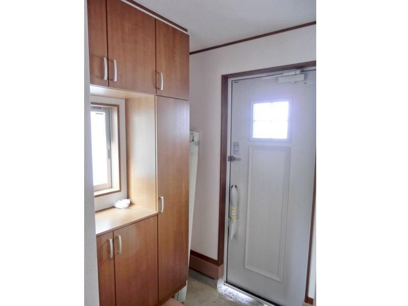 Entrance. Building 2 entrance