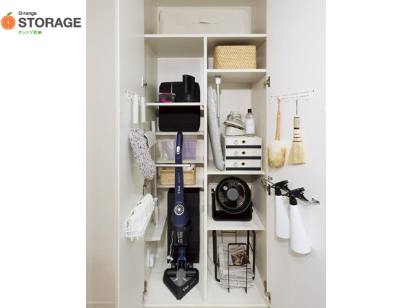 Interior.  [Multi-share storage (multi-storage)] You can freely set the shelves and space according to the put away things. By arrangement, Cleanly, You can organize easily taken out.