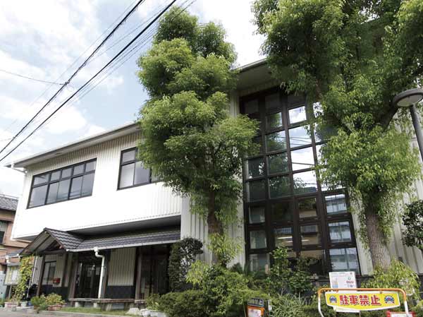 Surrounding environment. Senjukawara cho Kumin Center ・ Municipal Kawaramachi children's house (about 270m ・ 4-minute walk)